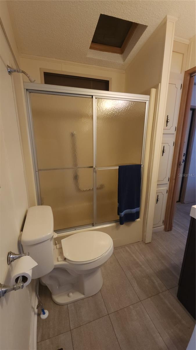 Image 20 of 45 For 3300 26th Avenue E 65