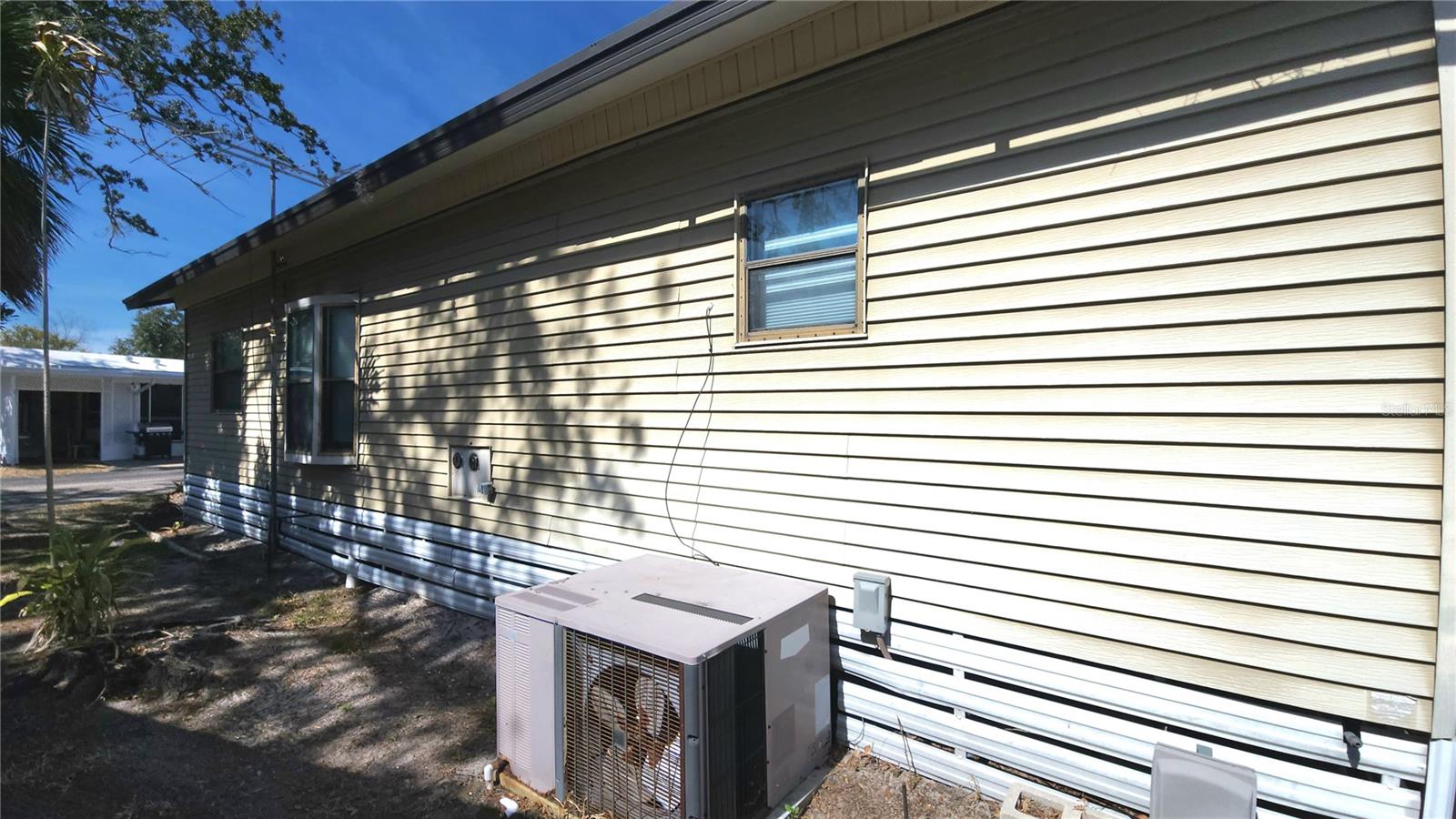 Image 31 of 45 For 3300 26th Avenue E 65