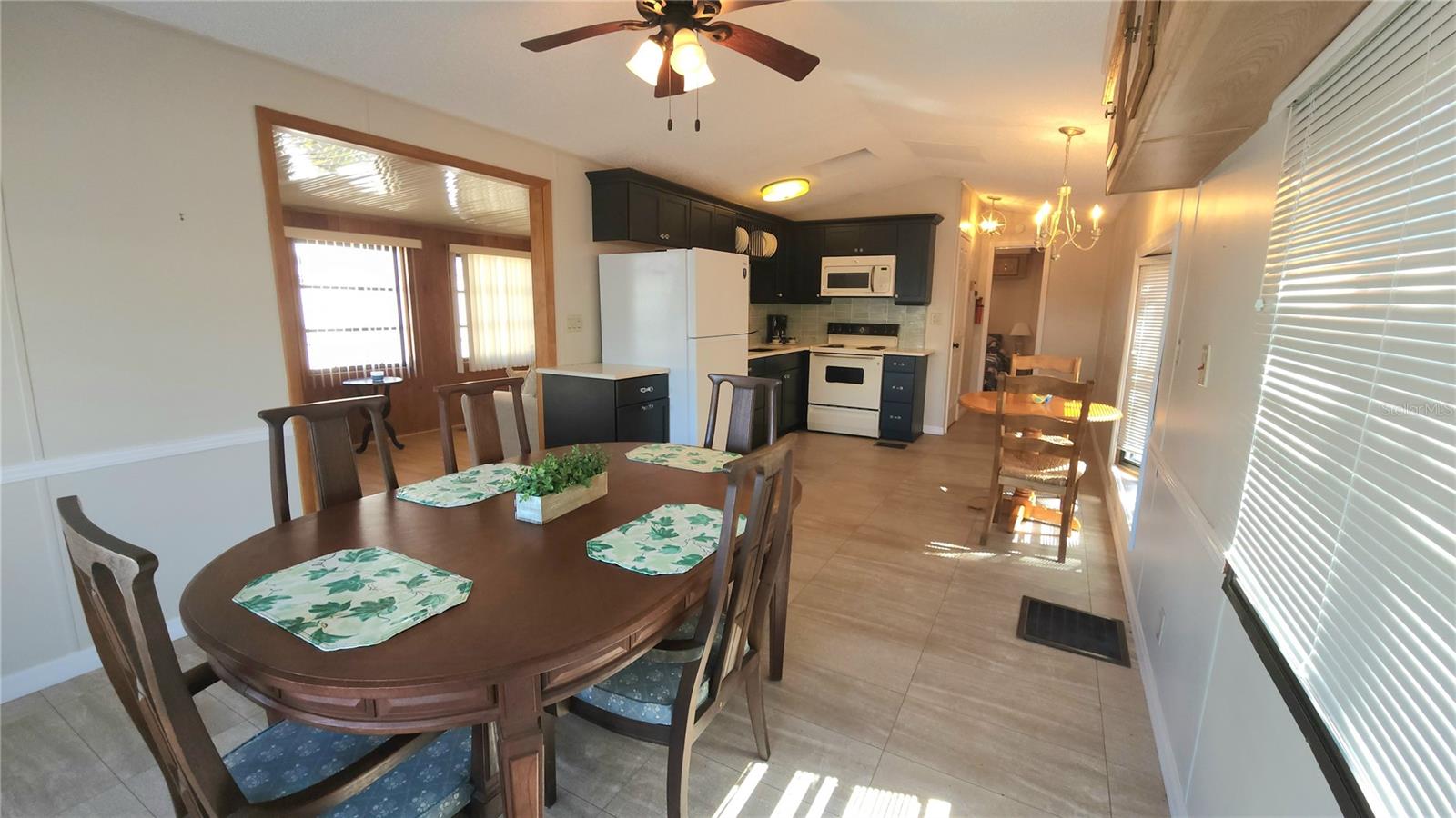 Image 9 of 45 For 3300 26th Avenue E 65