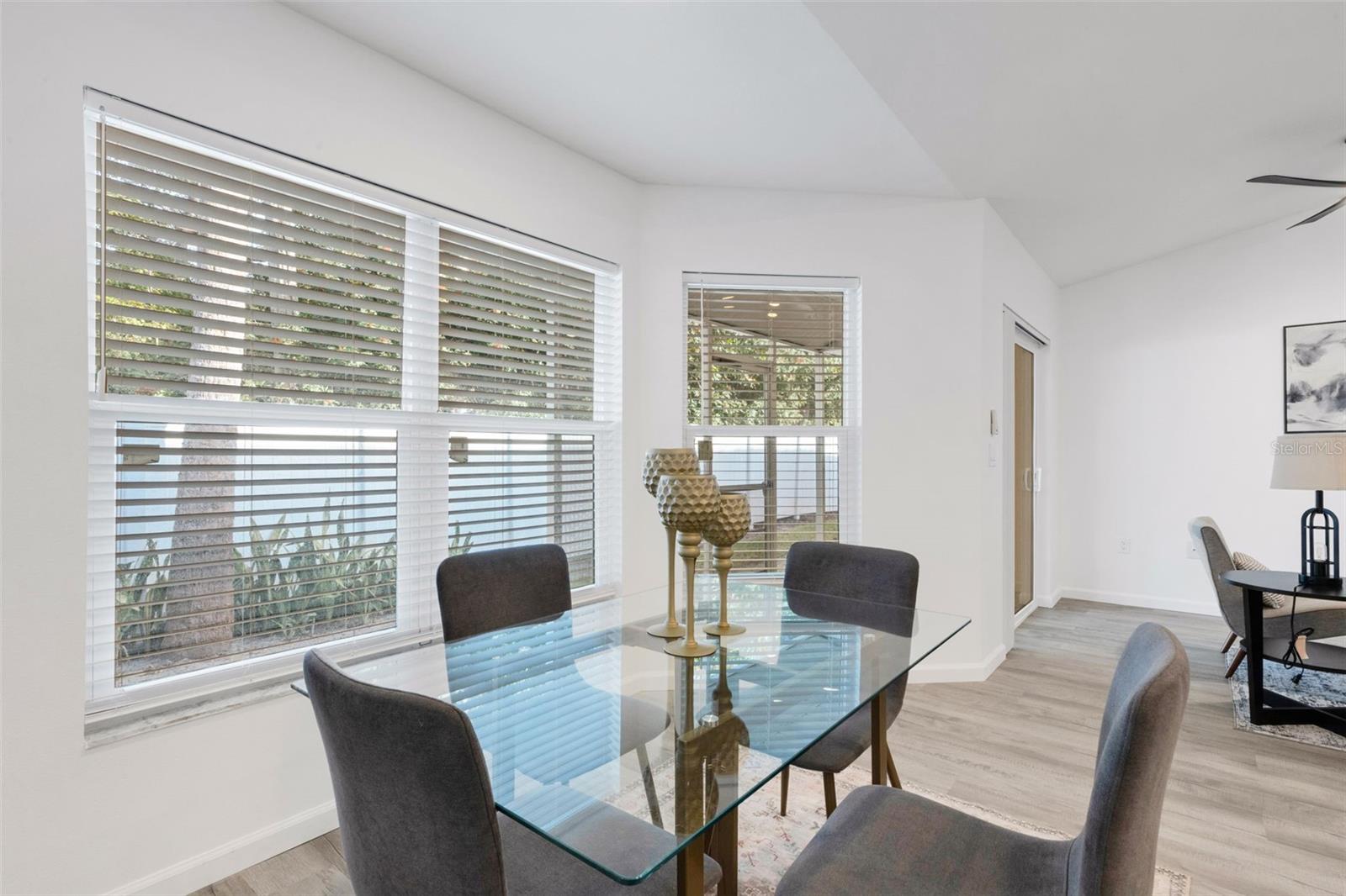 Image 14 of 38 For 606 Marcus Street 26