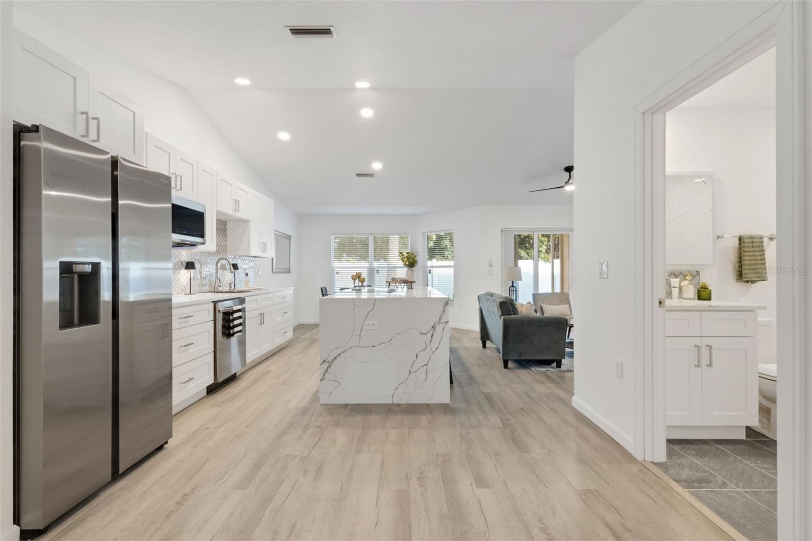 Image 6 of 38 For 606 Marcus Street 26