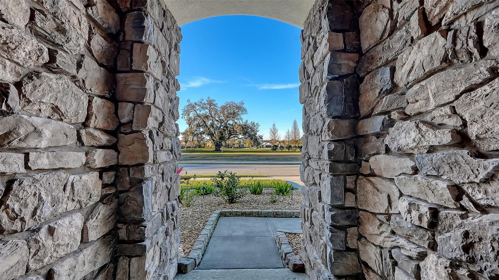 Image 58 of 67 For 13071 Utopia Loop