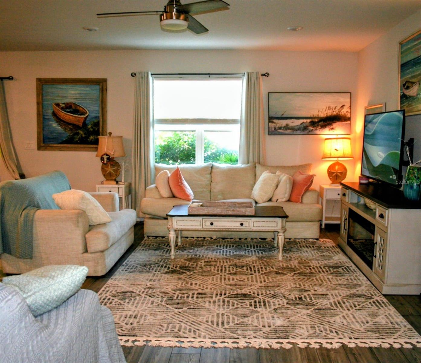 Image 7 of 47 For 8323 Reefbay Cove