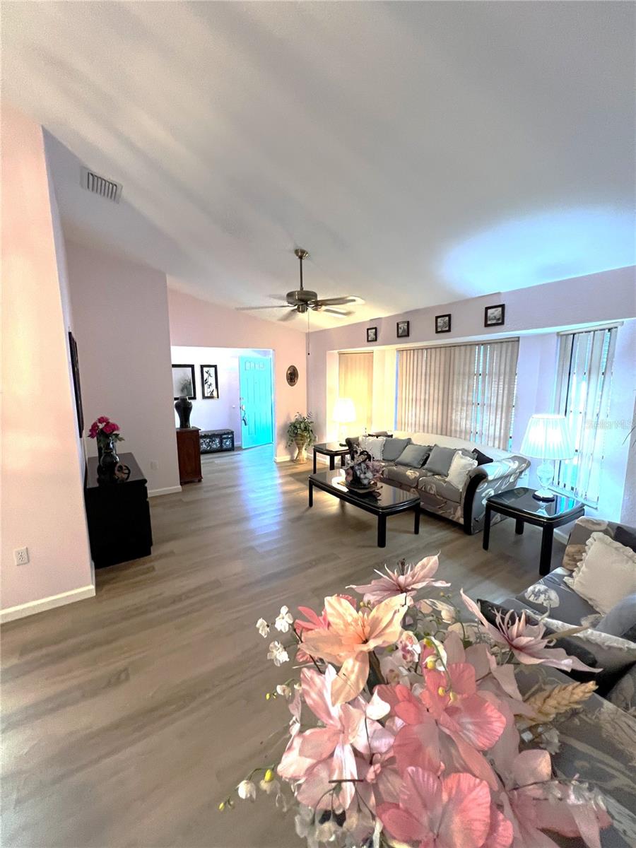 Image 9 of 19 For 7062 Beardsley Street