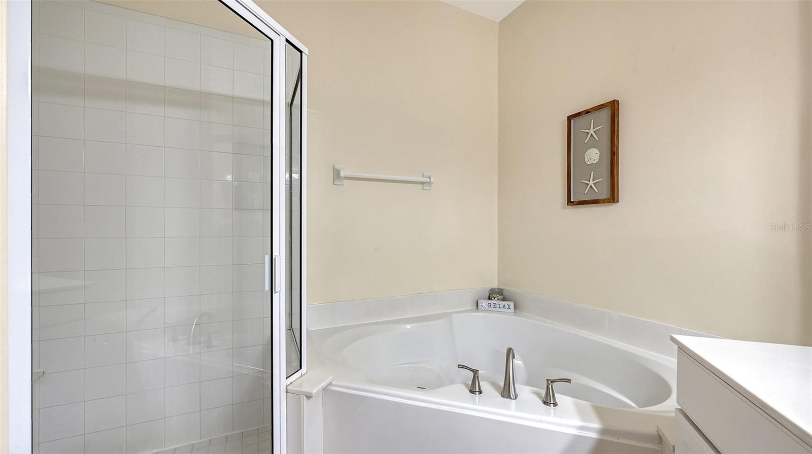 Image 33 of 62 For 4509 Streamside Court 1901