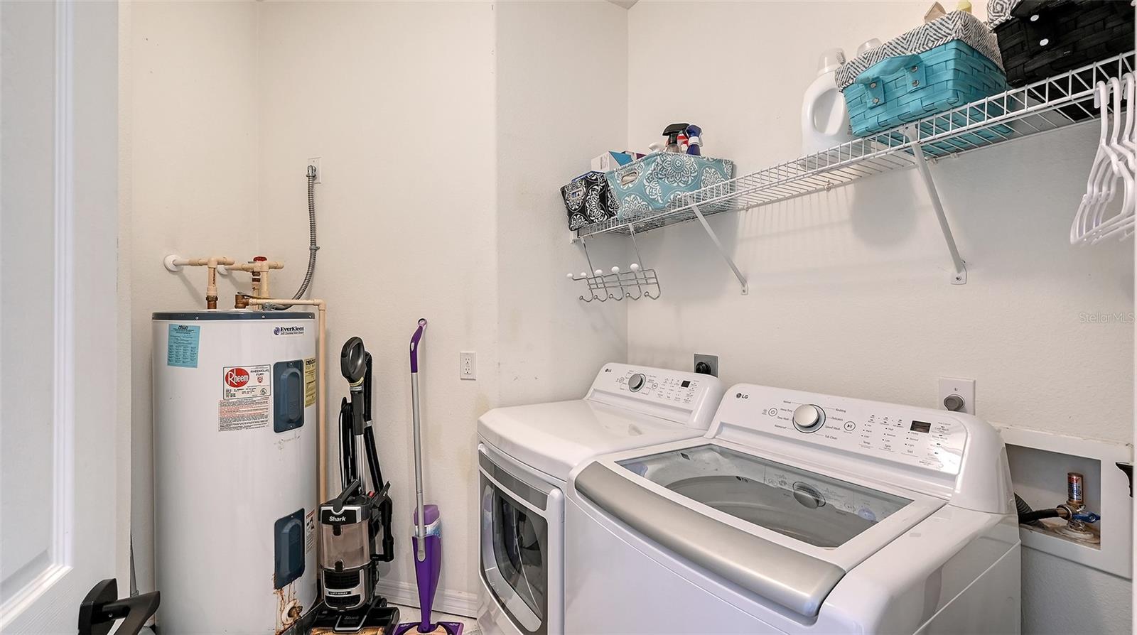 Image 40 of 62 For 4509 Streamside Court 1901