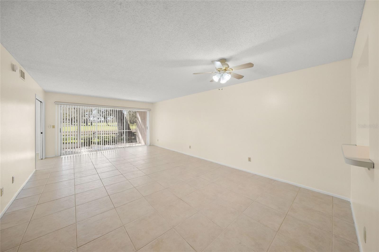 Image 16 of 41 For 7860 Palm Aire Lane 105