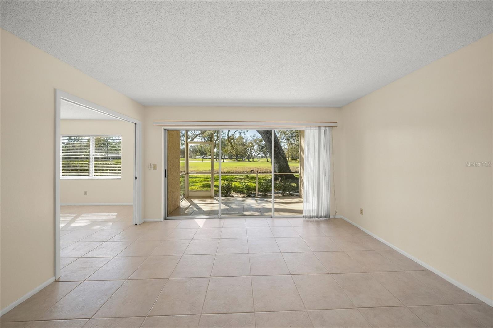 Image 19 of 41 For 7860 Palm Aire Lane 105