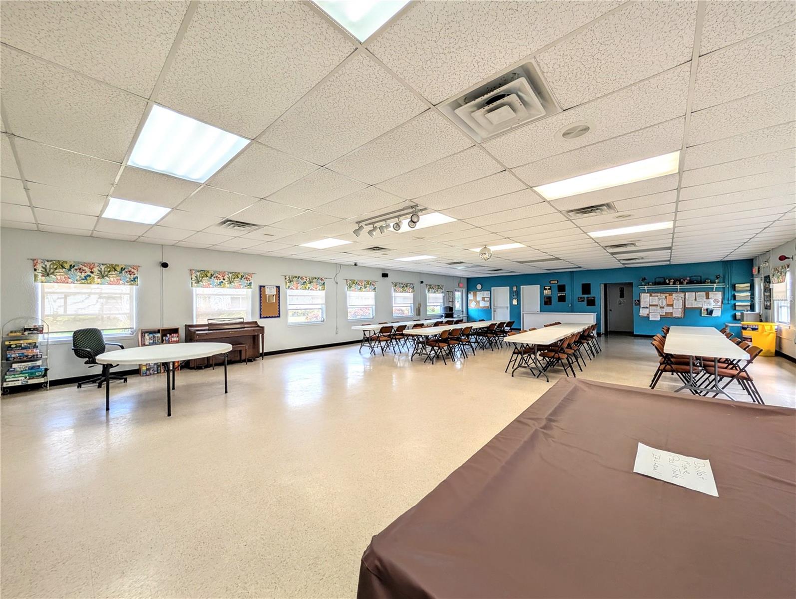 Image 27 of 35 For 2535 Flamingo Boulevard L23