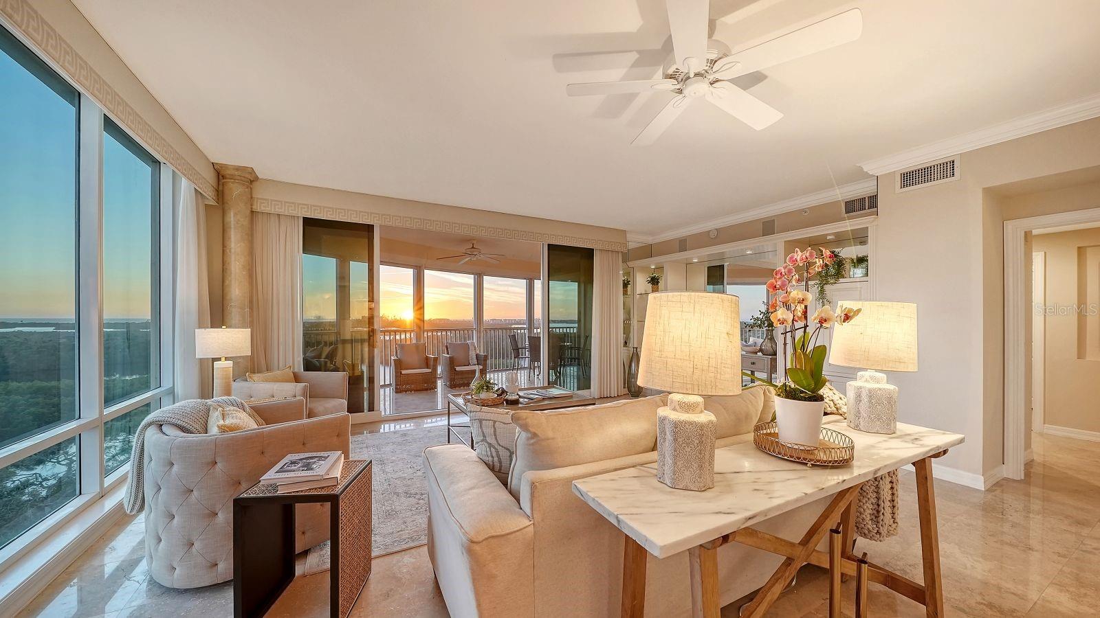 Image 12 of 97 For 385 North Point Road 701