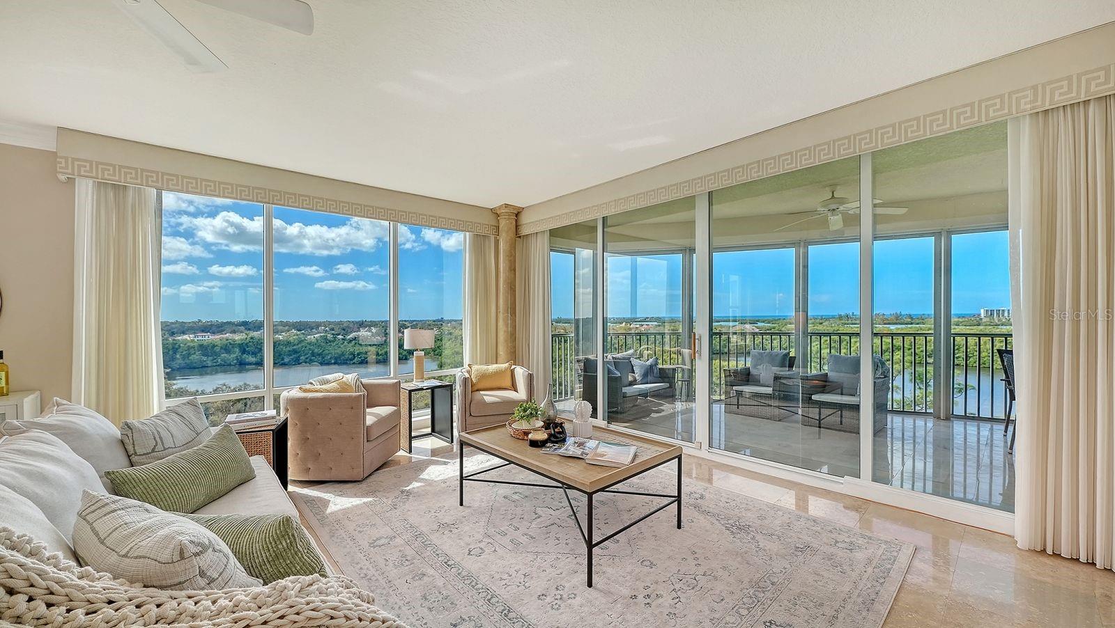 Image 13 of 97 For 385 North Point Road 701