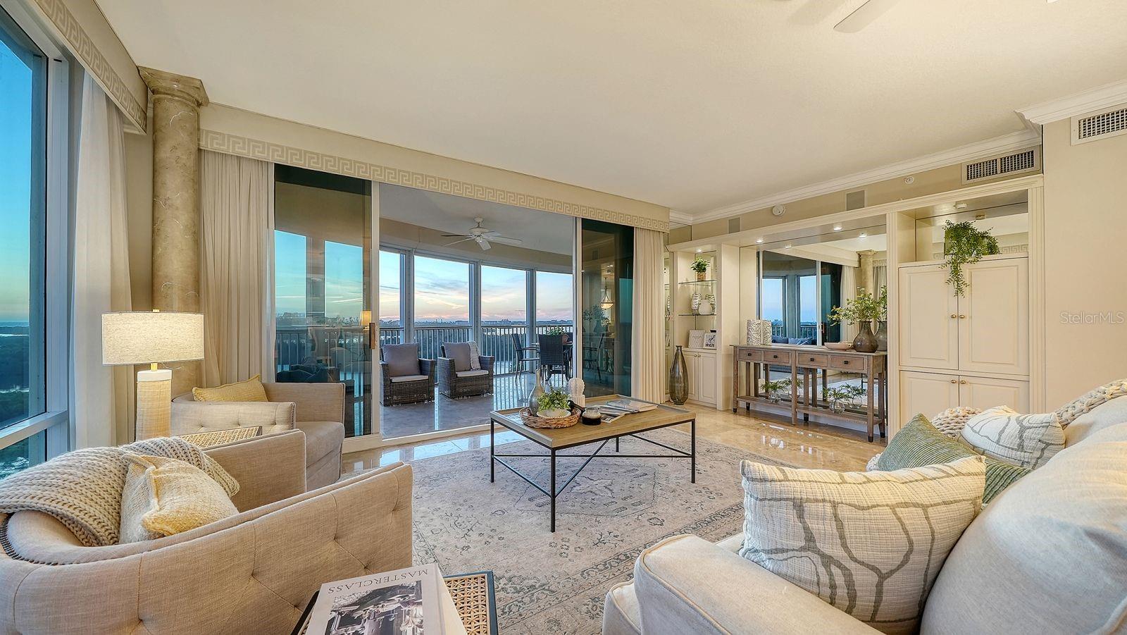 Image 19 of 97 For 385 North Point Road 701