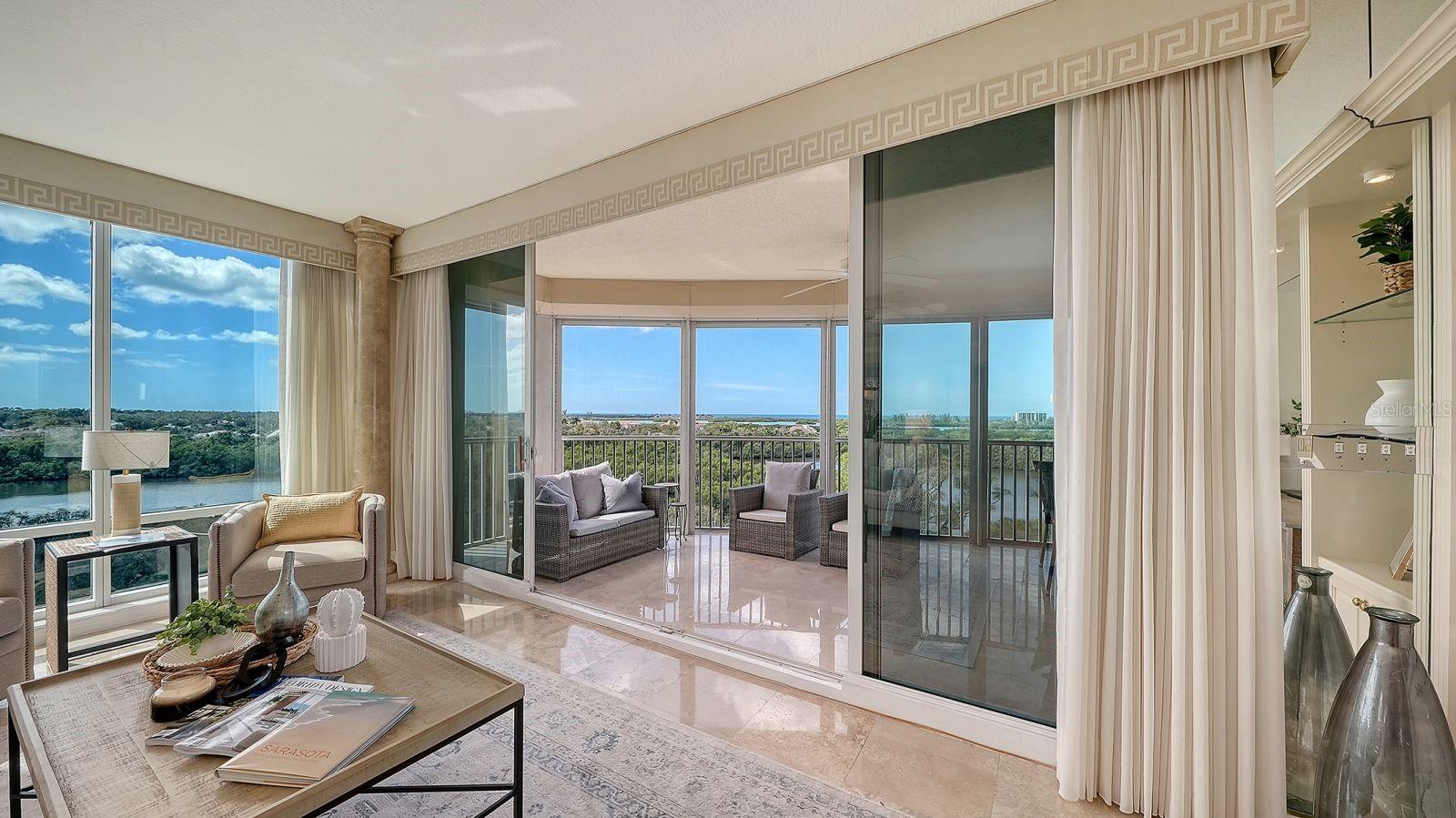 Image 21 of 97 For 385 North Point Road 701