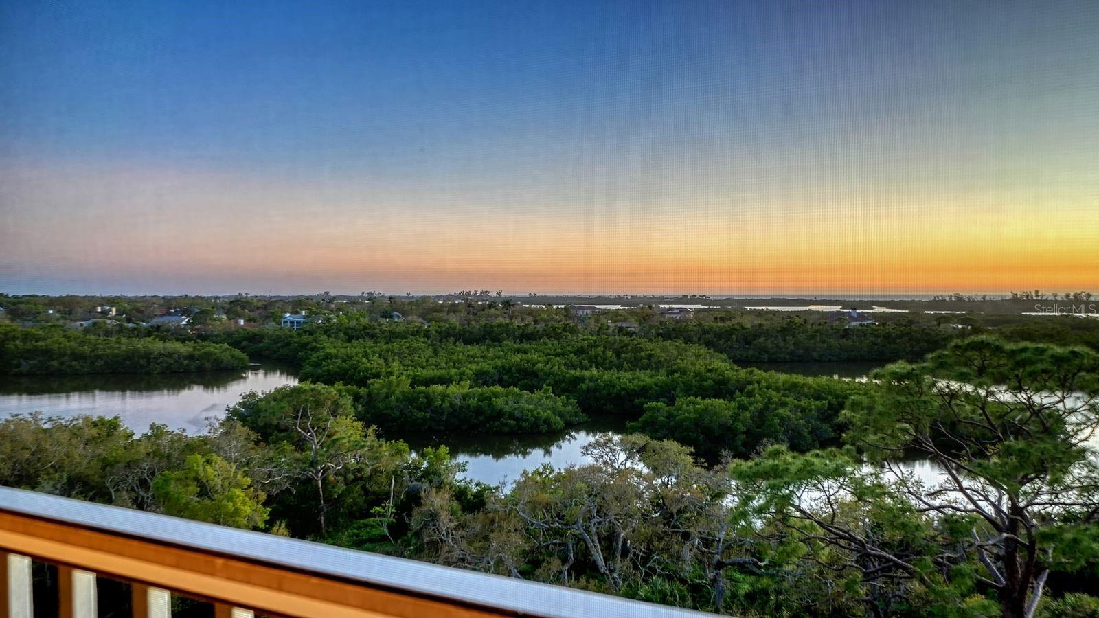 Image 30 of 97 For 385 North Point Road 701