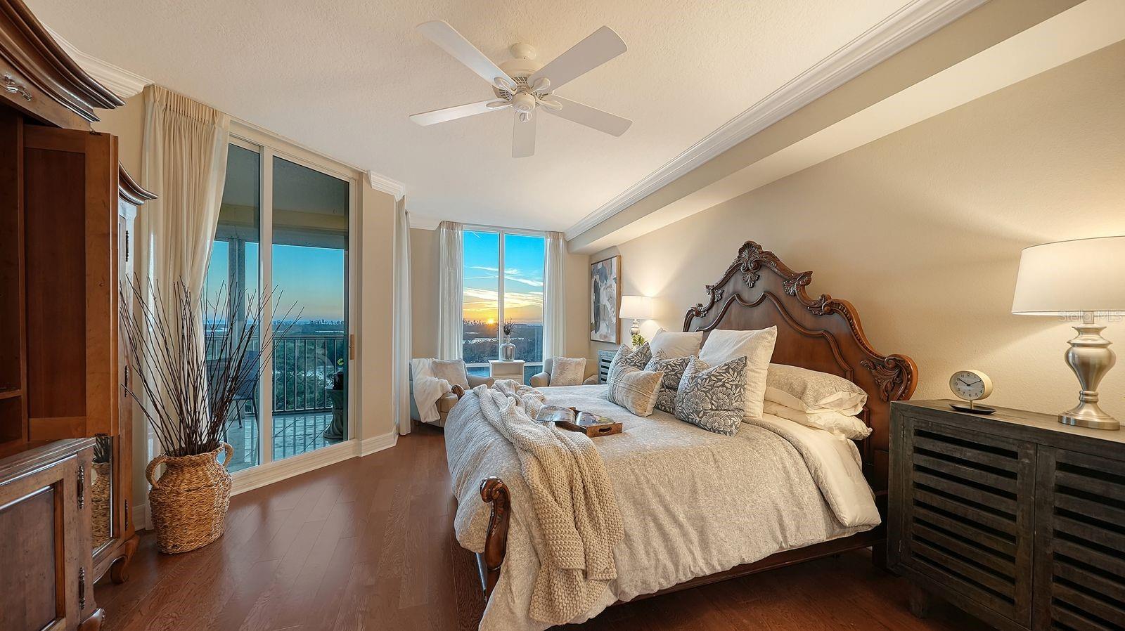 Image 46 of 97 For 385 North Point Road 701