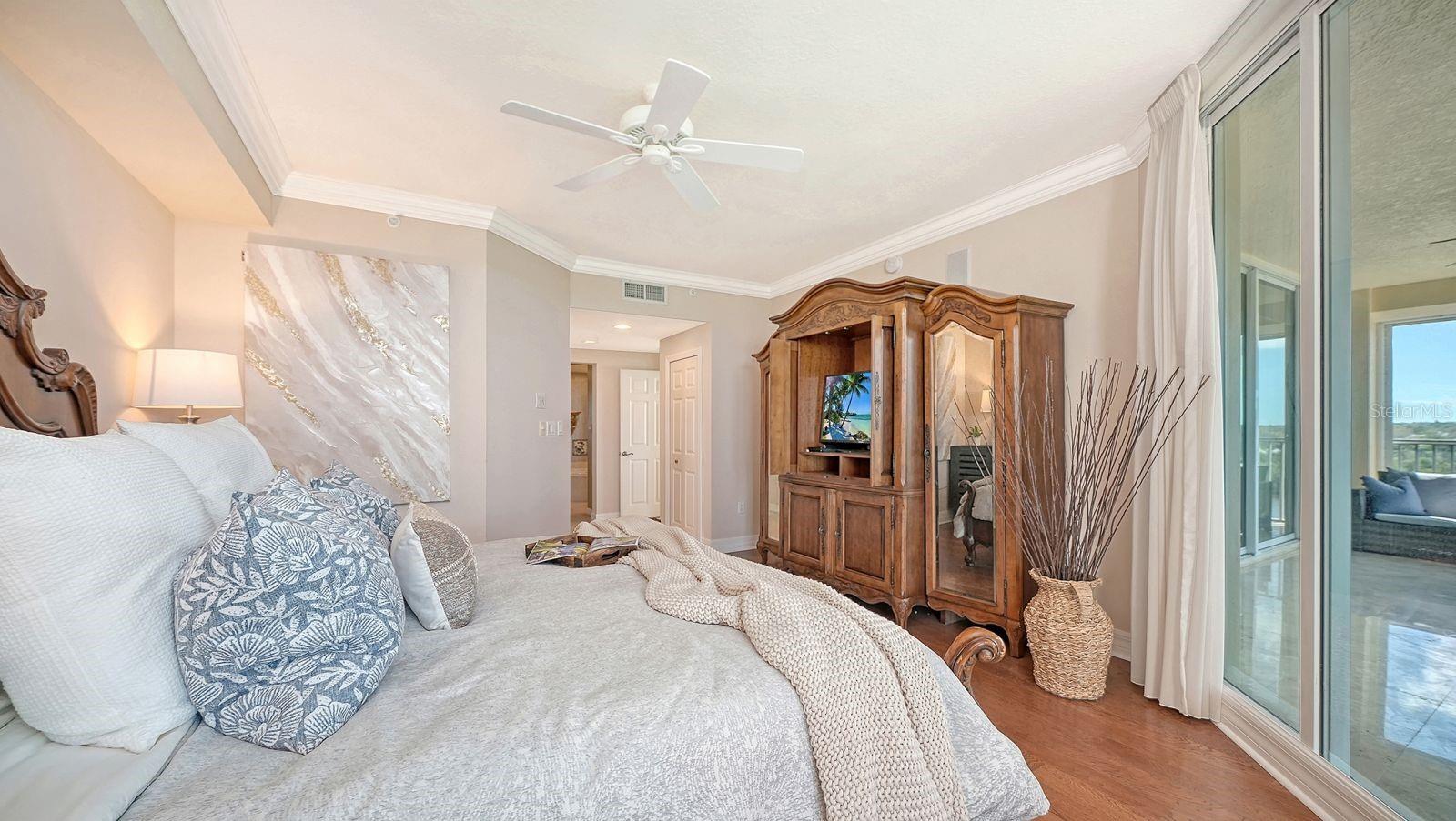 Image 50 of 97 For 385 North Point Road 701