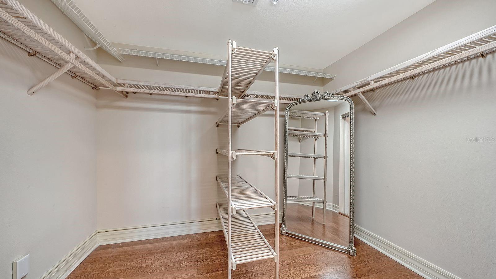 Image 54 of 97 For 385 North Point Road 701