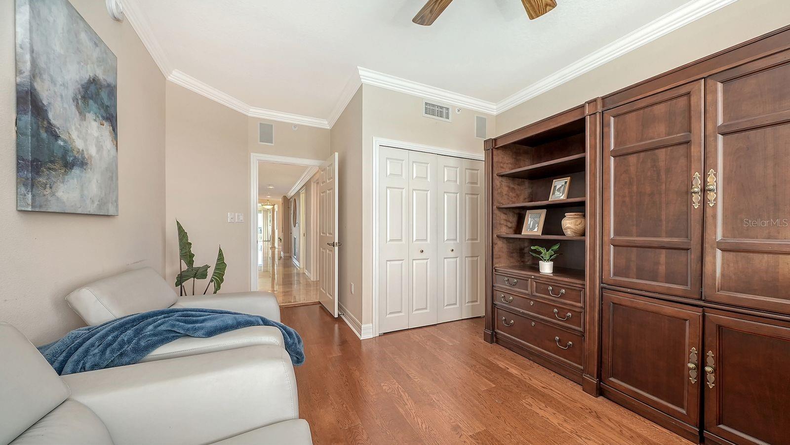 Image 57 of 97 For 385 North Point Road 701