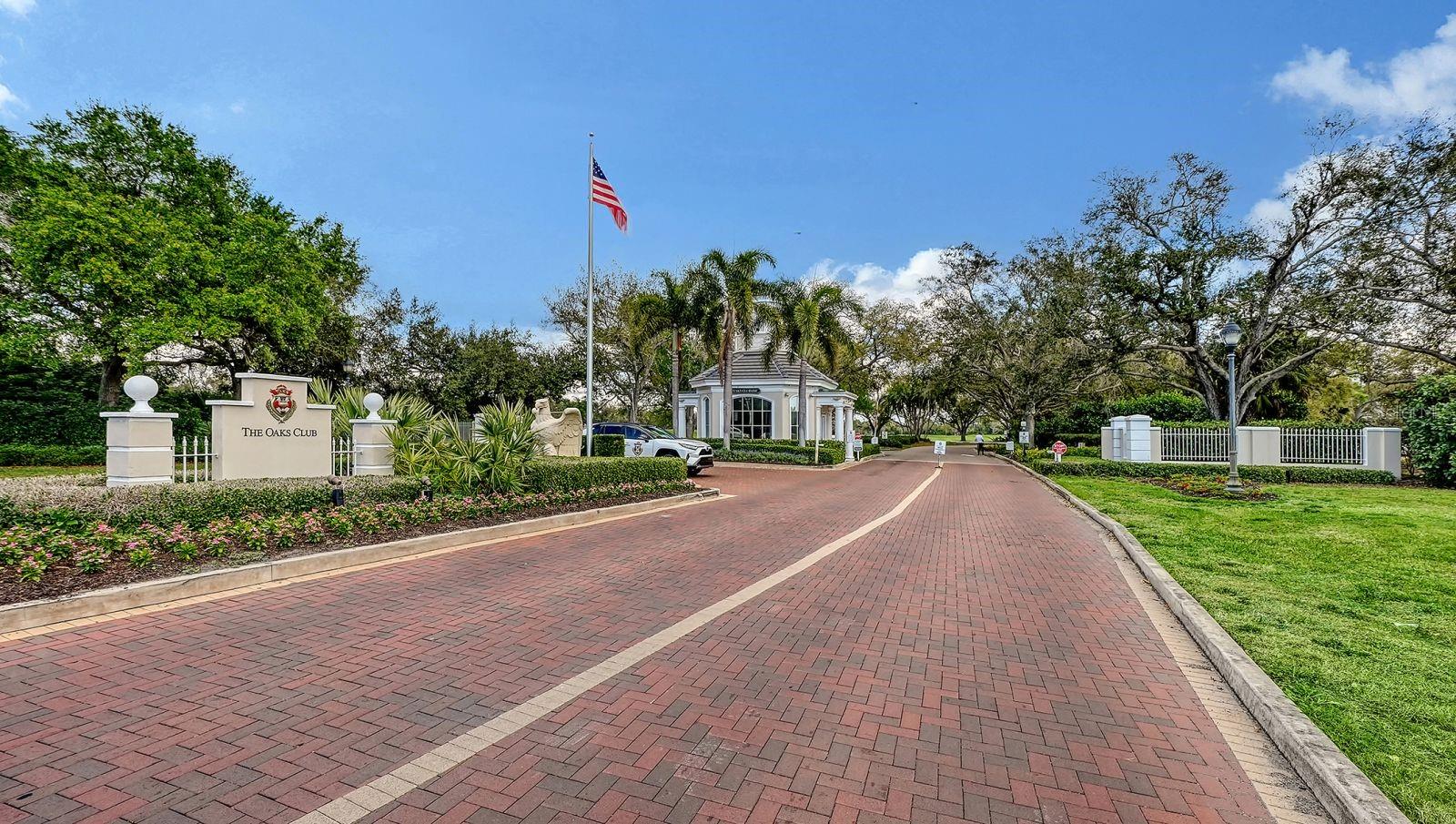 Image 76 of 97 For 385 North Point Road 701