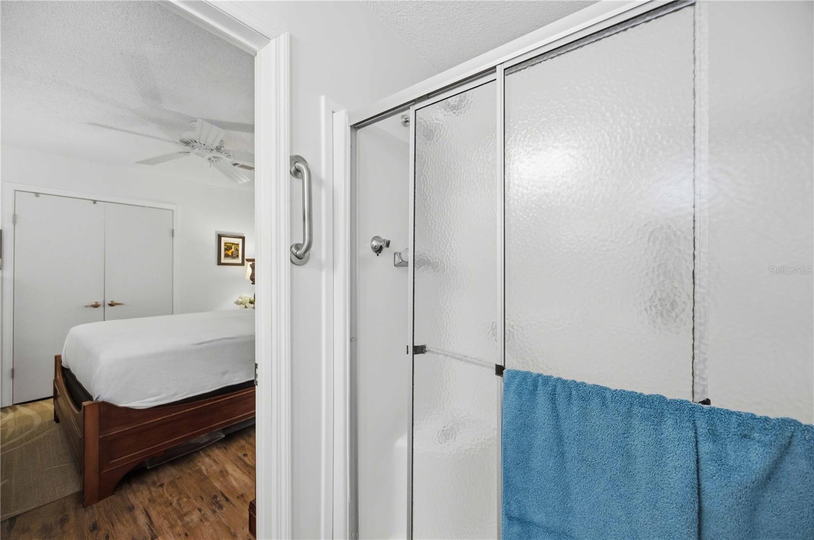 Image 15 of 33 For 10303 Burnt Store Road 97