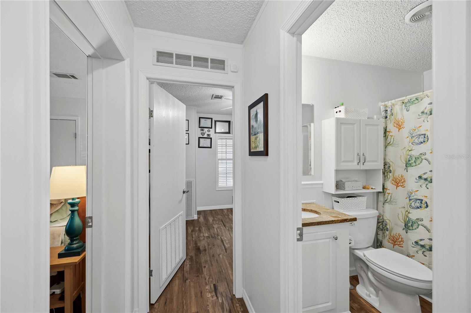 Image 22 of 33 For 10303 Burnt Store Road 97