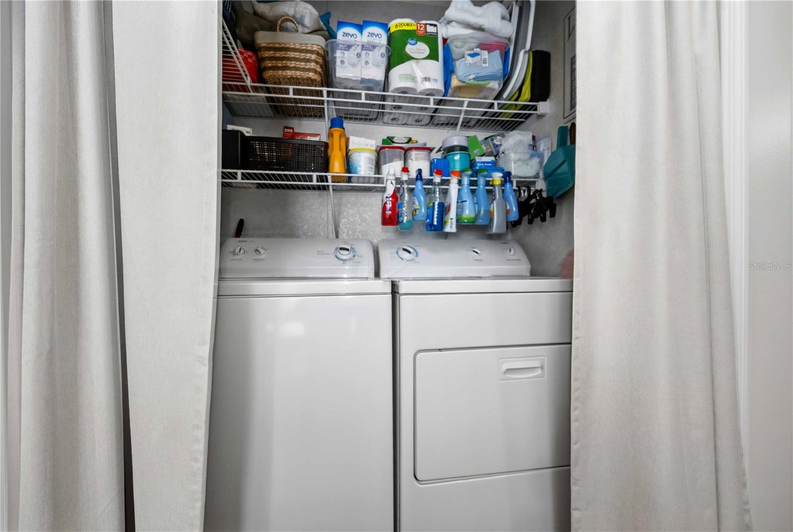 Image 23 of 33 For 10303 Burnt Store Road 97