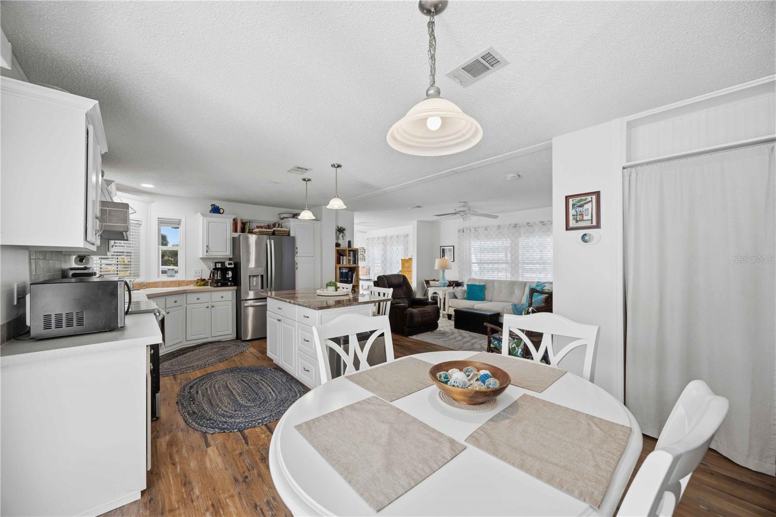 Image 5 of 33 For 10303 Burnt Store Road 97