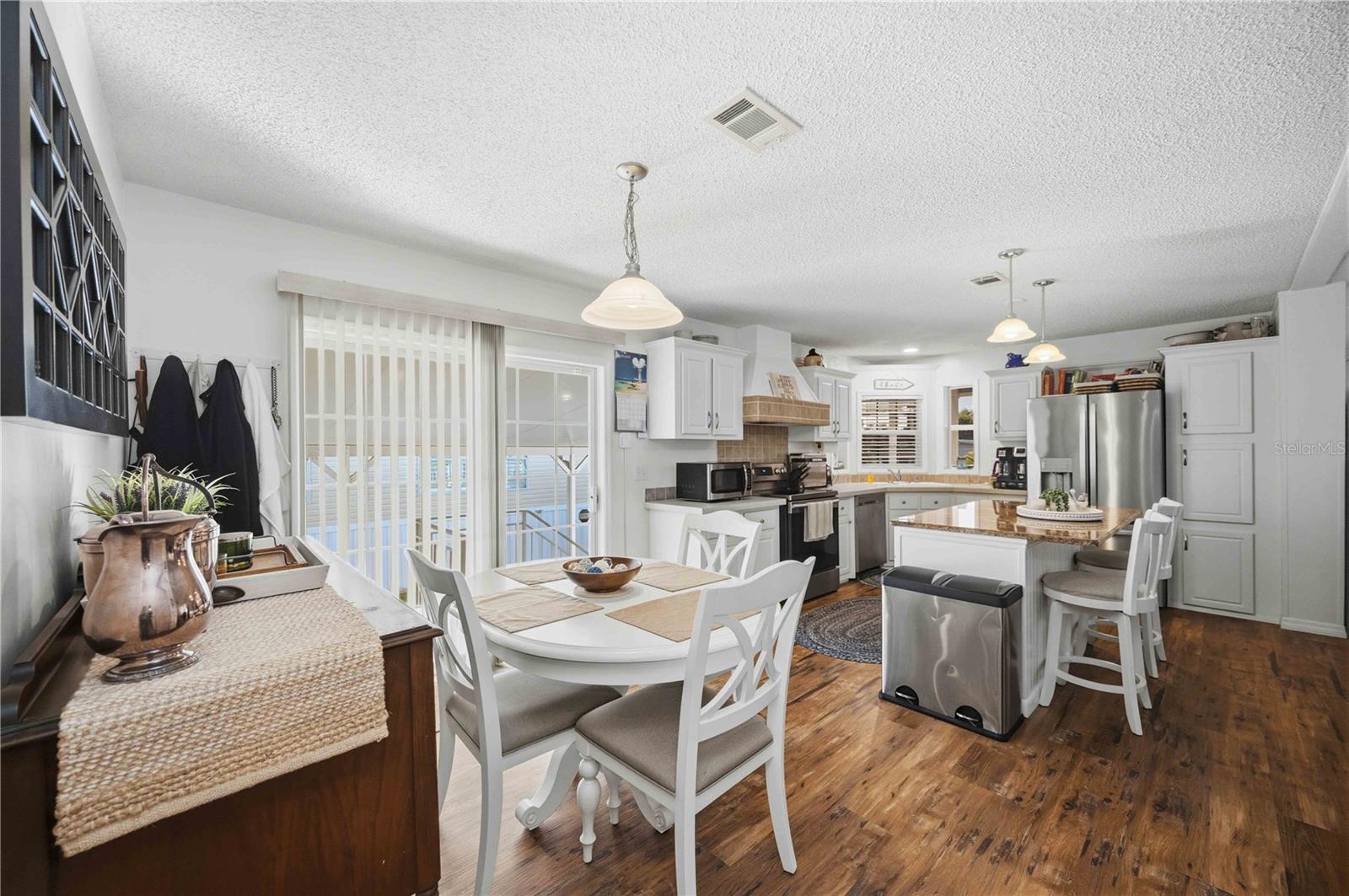 Image 6 of 33 For 10303 Burnt Store Road 97