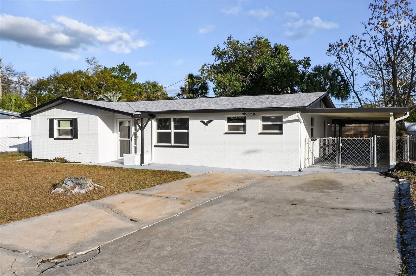 Image 3 of 21 For 4086 Arrowhead Avenue