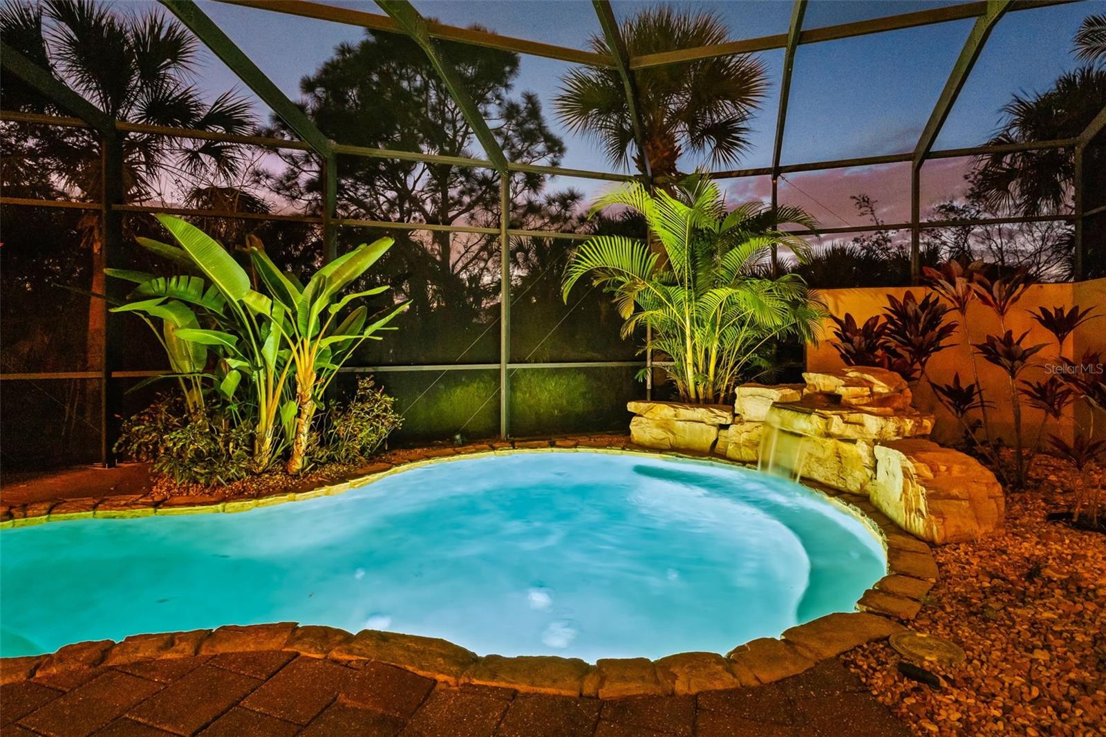 Image 12 of 100 For 1045 Fish Hook Cove