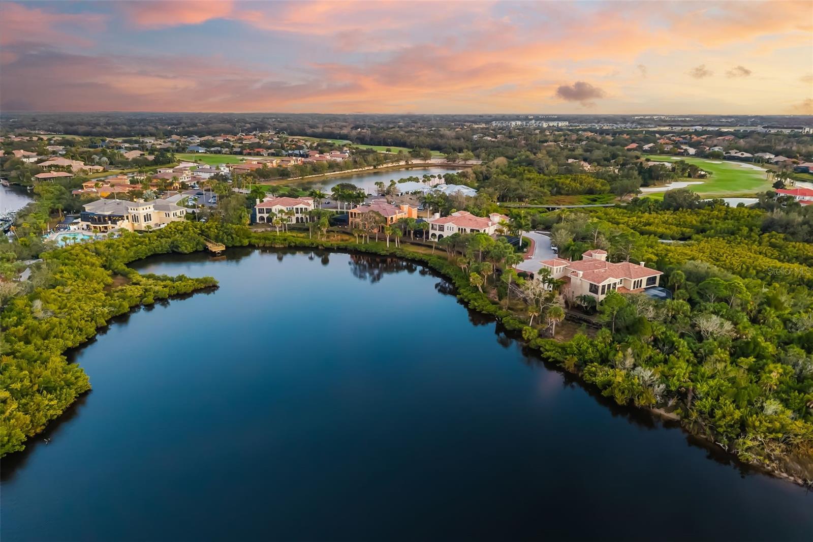 Image 4 of 100 For 1045 Fish Hook Cove