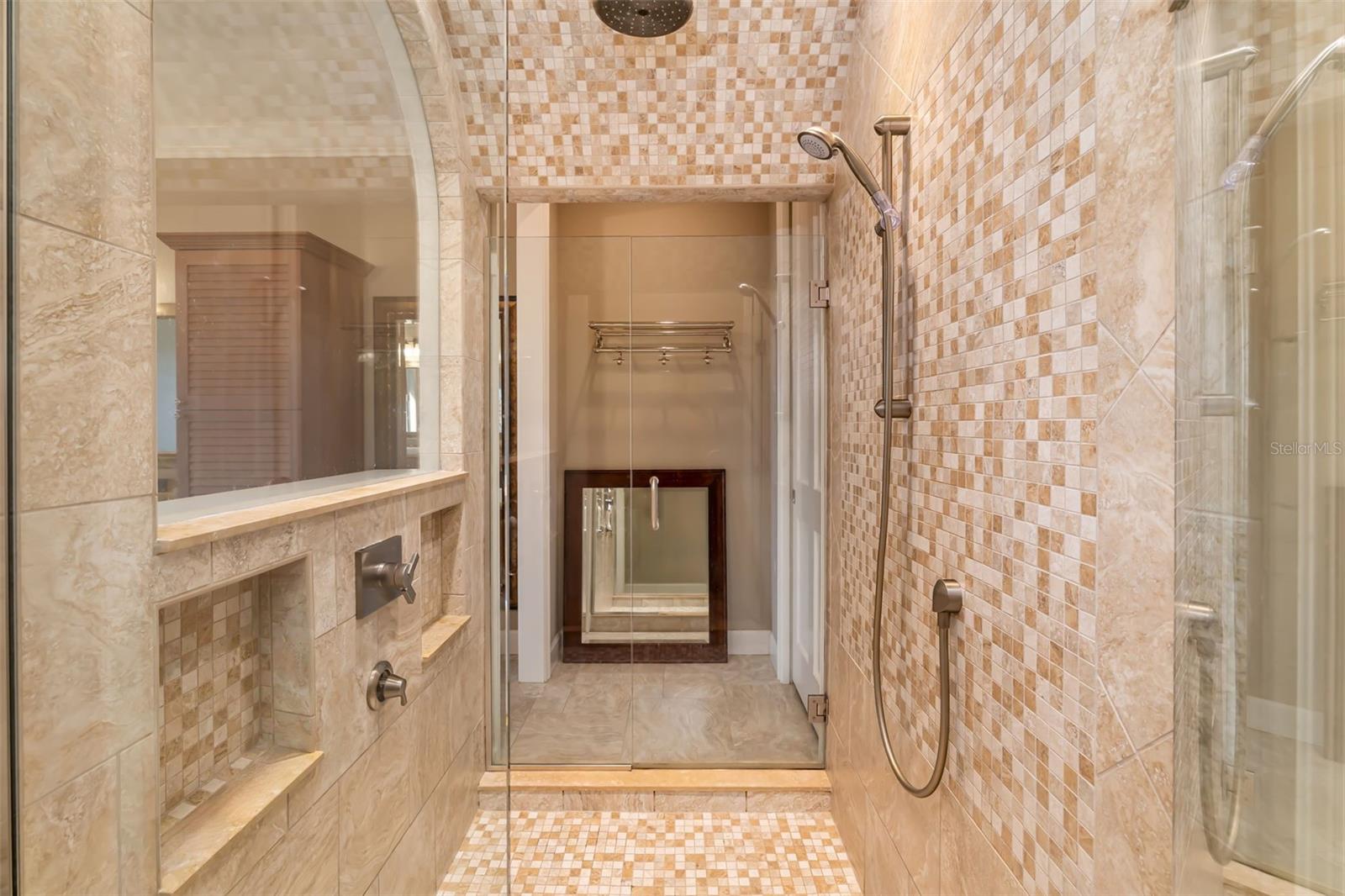 Image 48 of 100 For 1045 Fish Hook Cove