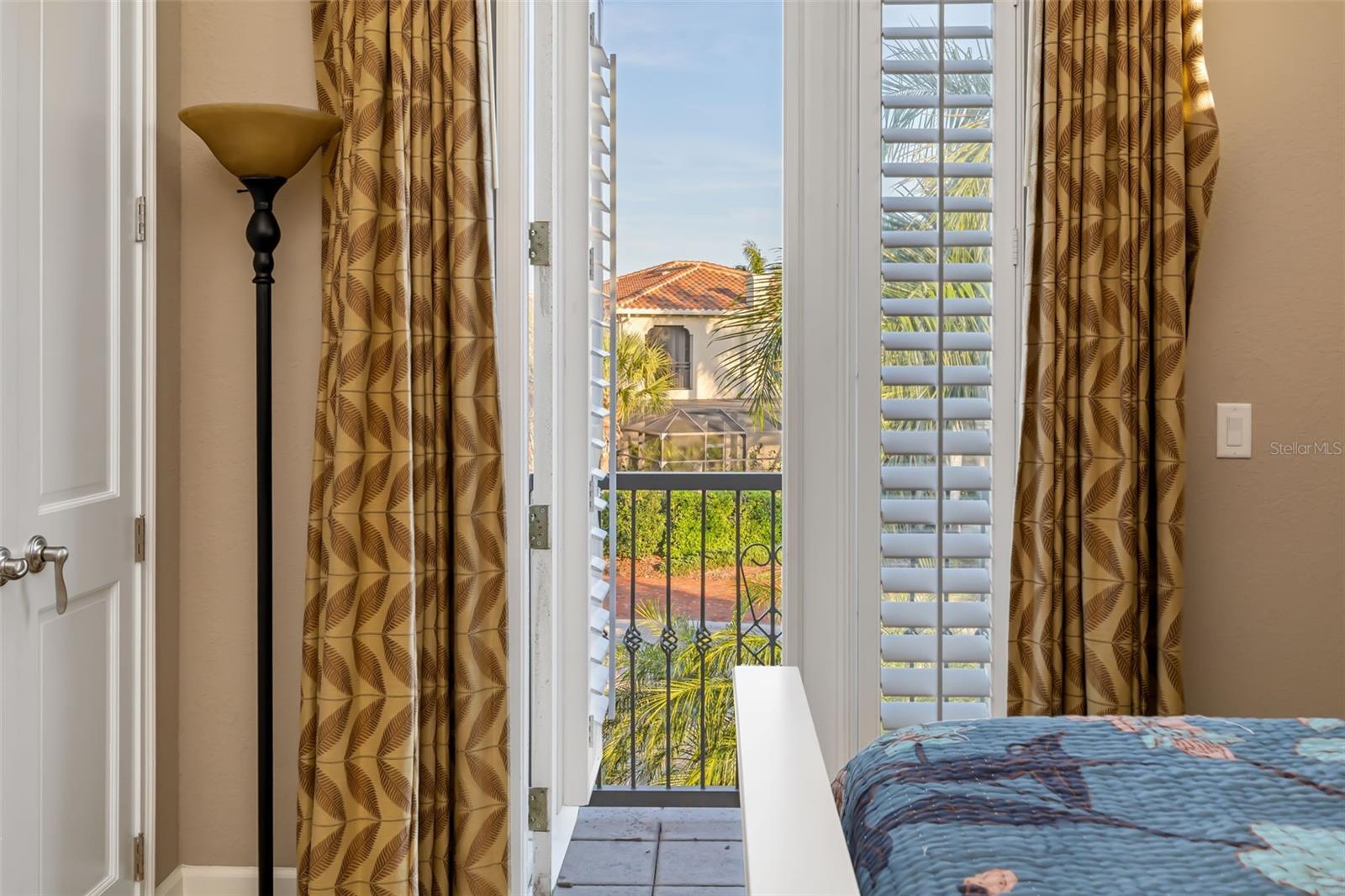 Image 56 of 100 For 1045 Fish Hook Cove