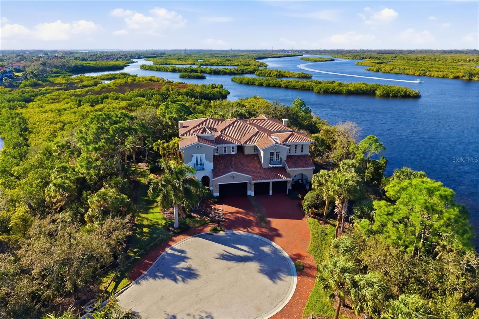 Image 72 of 100 For 1045 Fish Hook Cove