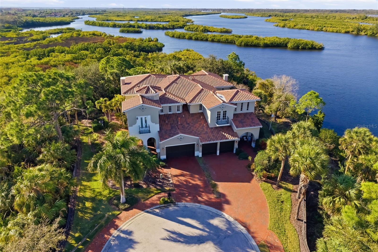 Image 73 of 100 For 1045 Fish Hook Cove