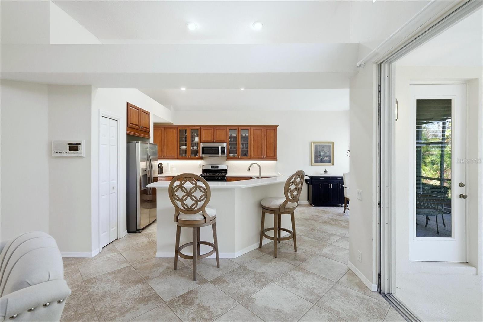 Image 11 of 52 For 6411 Berkshire Place