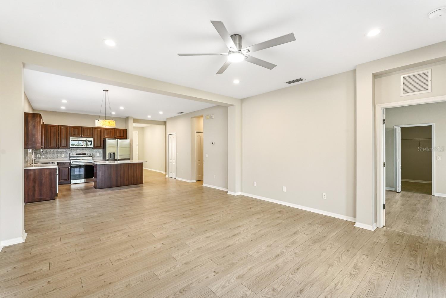 Image 10 of 22 For 1635 White Breeze Cove