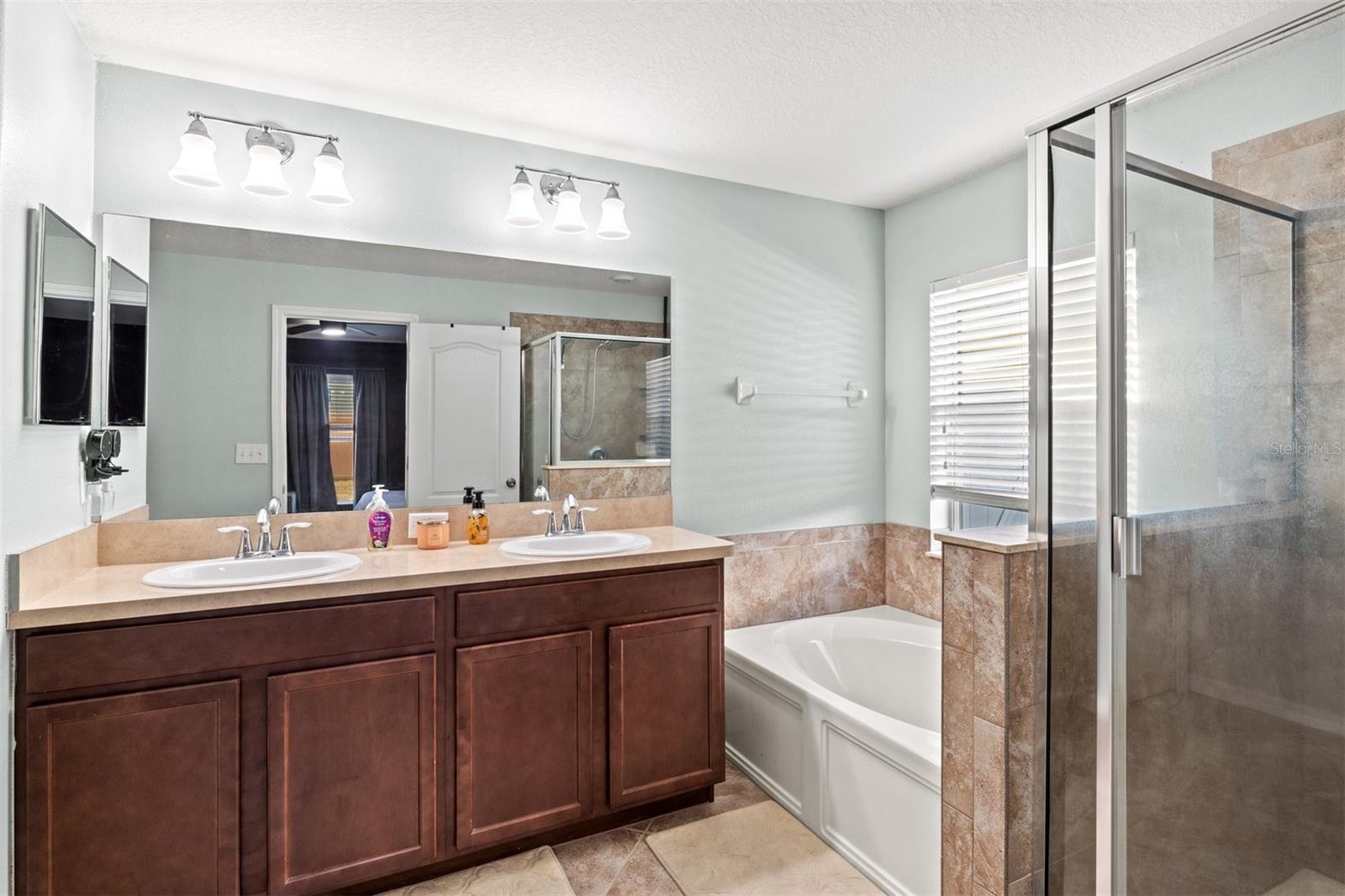 Image 21 of 61 For 11021 Standing Stone Drive