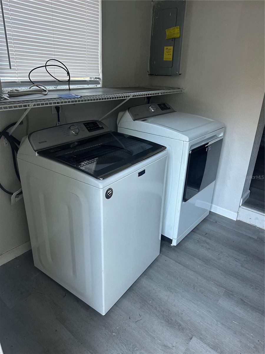 Image 5 of 13 For 2435 Junglecamp Road