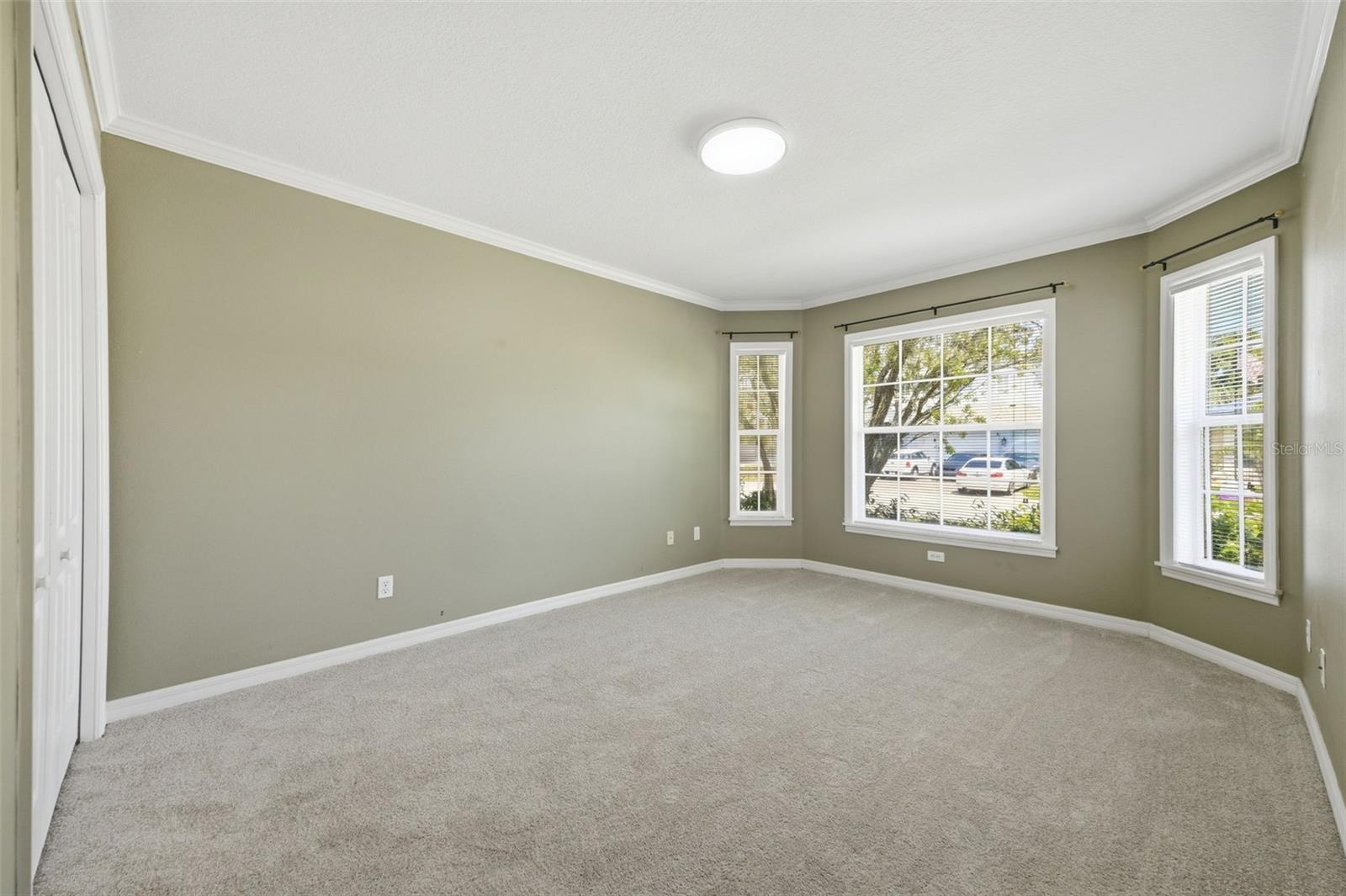 Image 18 of 34 For 6307 French Creek Court