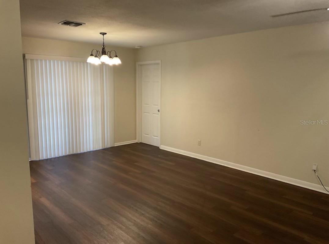 Image 4 of 8 For 3702 Pickwick Drive