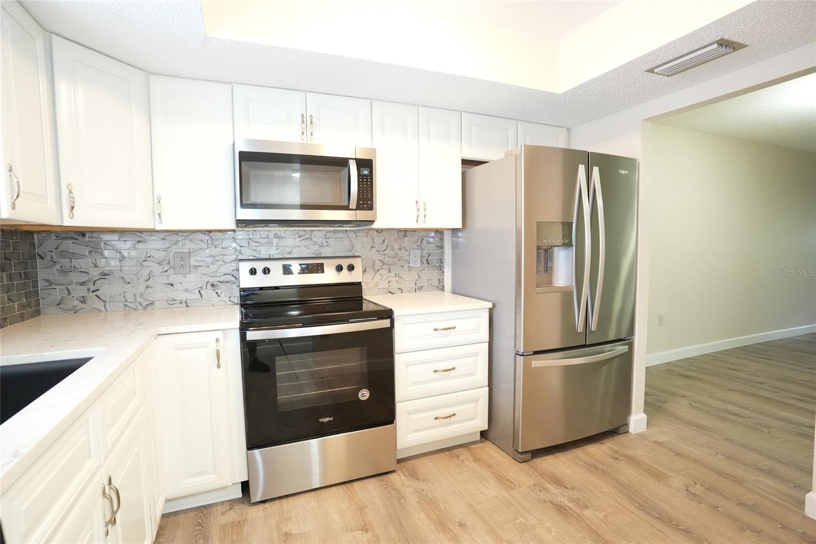 Image 2 of 22 For 3502 Lake Bayshore Drive K102