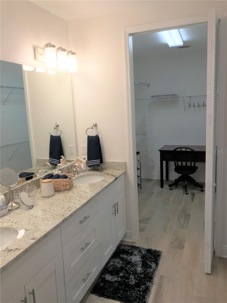 Image 18 of 40 For 7740 34th Avenue W 203