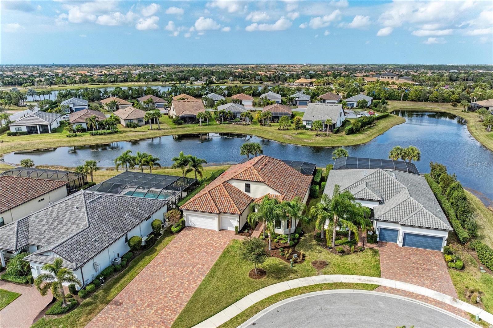 Image 3 of 75 For 7110 Gradford Court