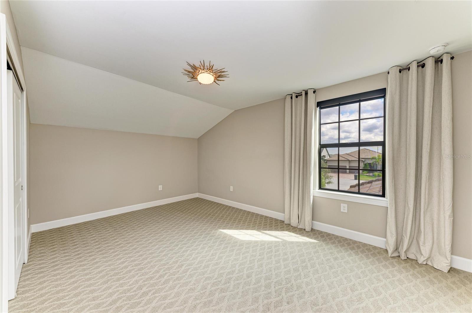 Image 45 of 75 For 7110 Gradford Court