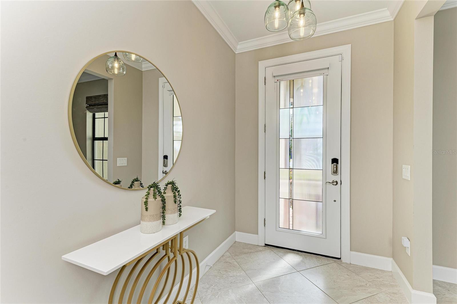 Image 8 of 75 For 7110 Gradford Court