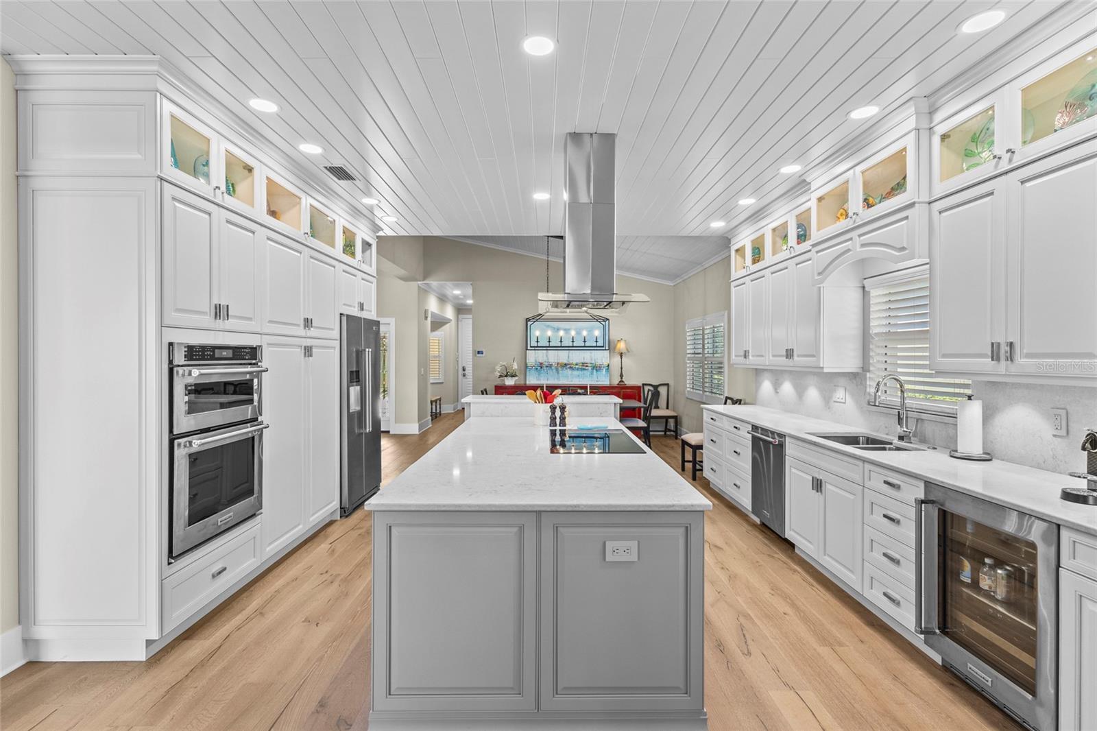 Listing photo id 17 for 7715 Calle Facil