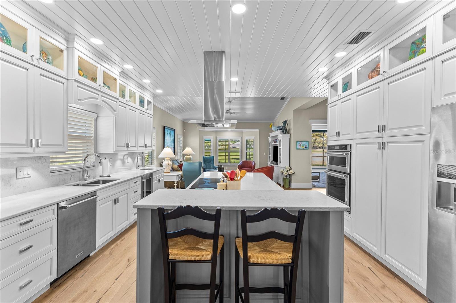 Listing photo id 20 for 7715 Calle Facil