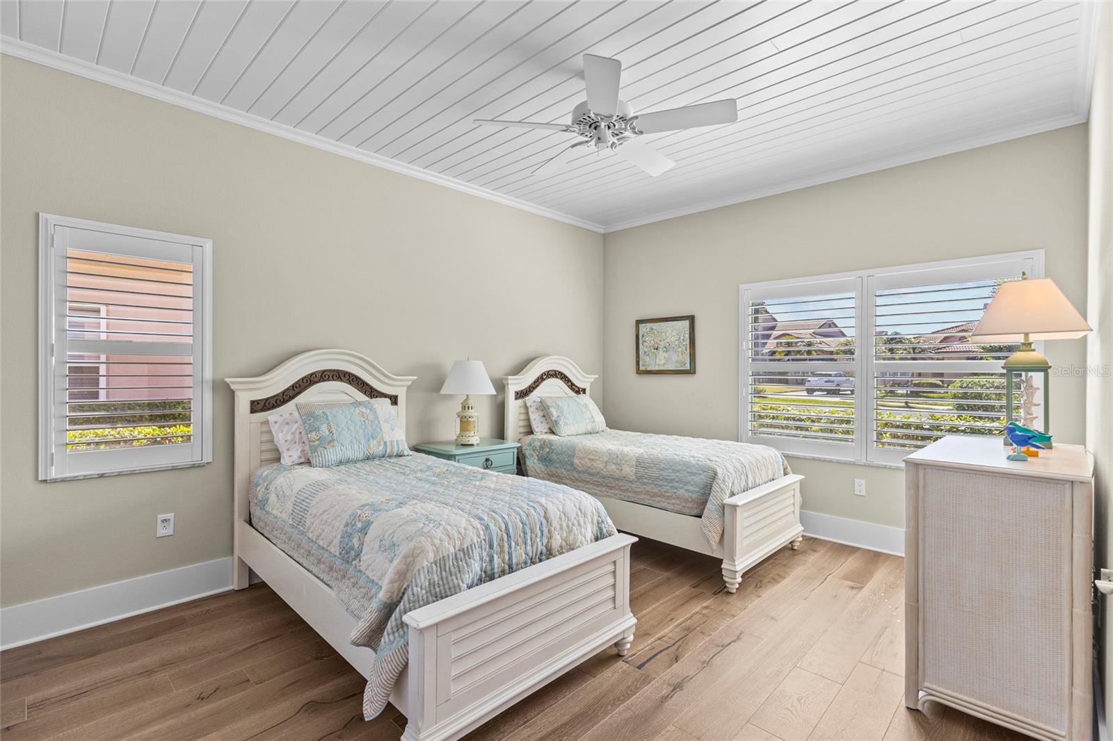 Listing photo id 25 for 7715 Calle Facil