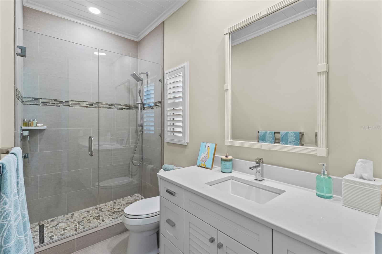 Listing photo id 27 for 7715 Calle Facil